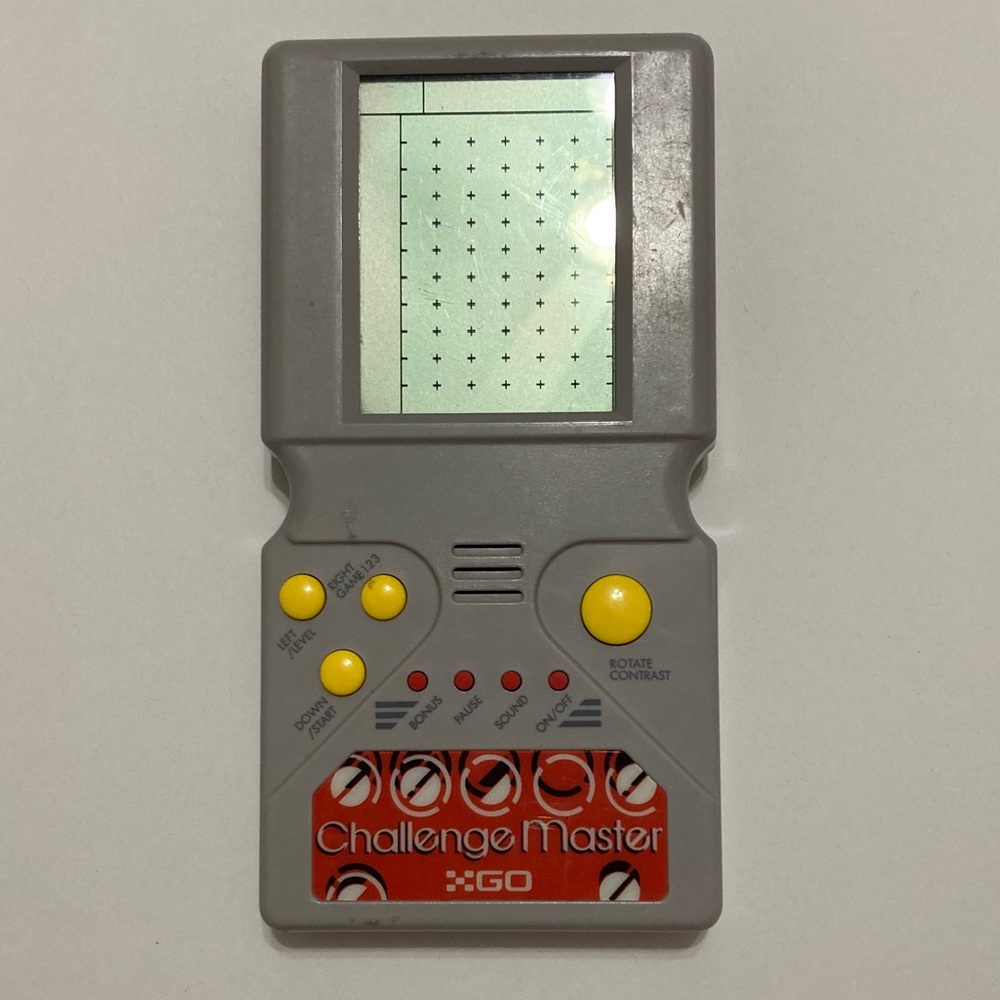Radio Shack GO Challenge Master Electronic LCD Game